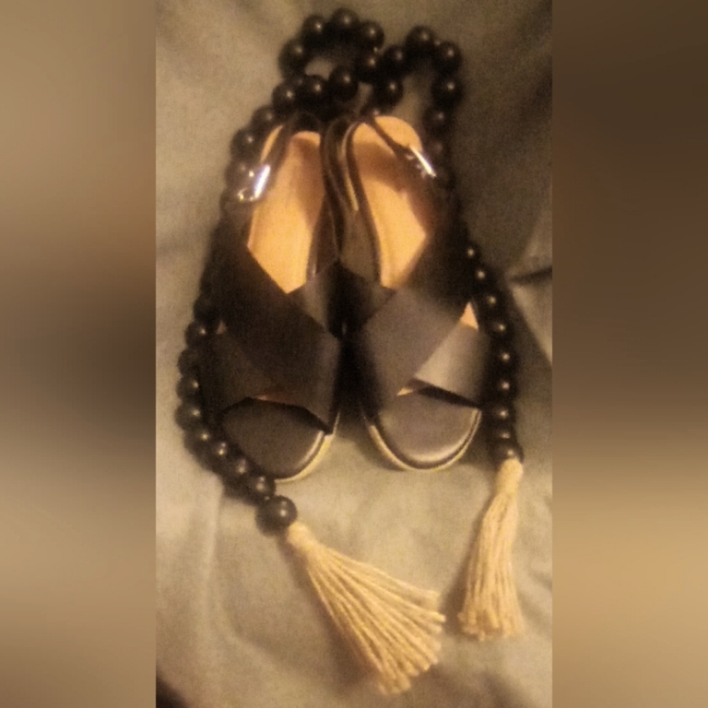 Time and Tru Memory Foam Black Sandals~Size 10